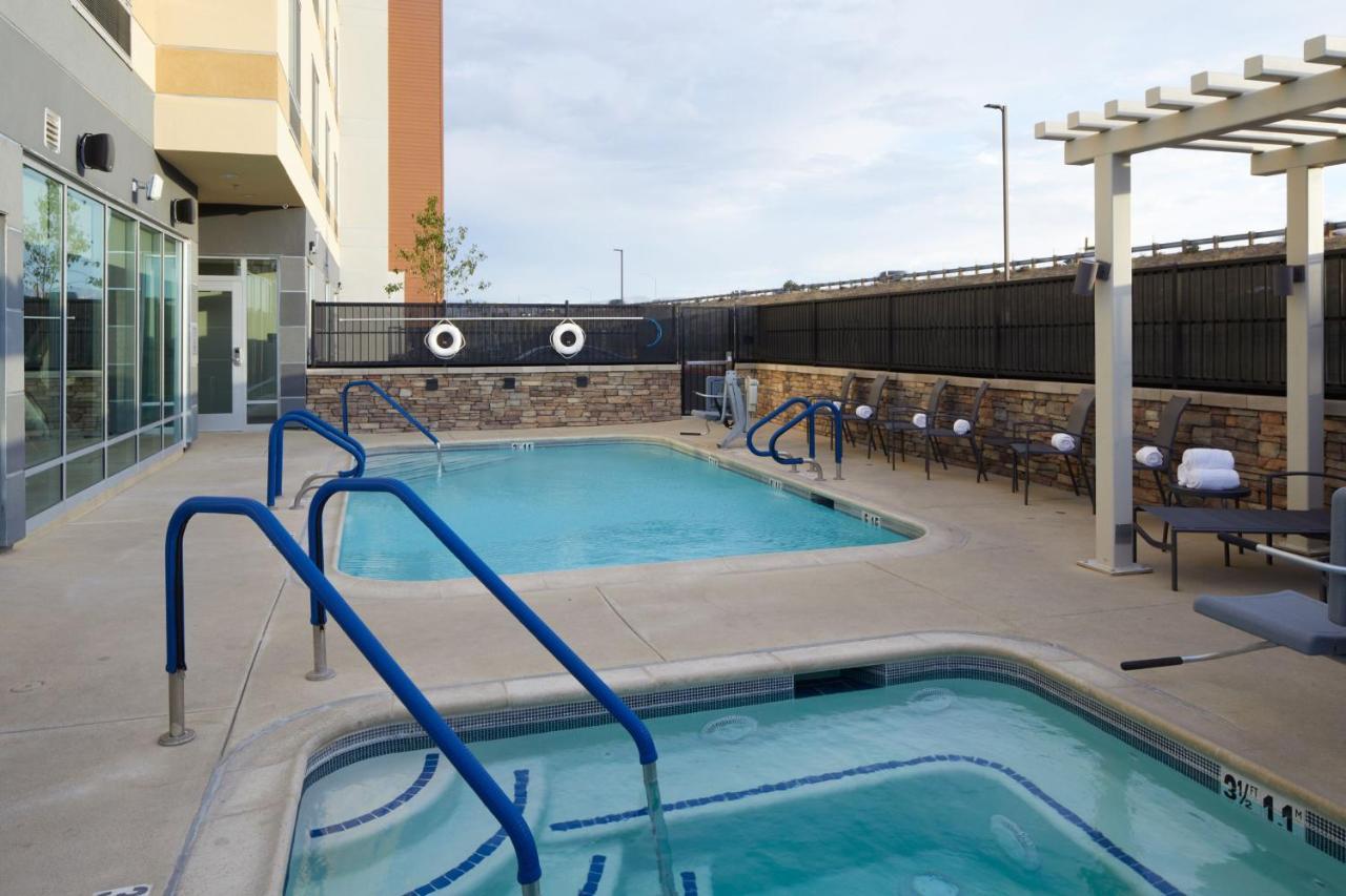 Fairfield By Marriott Inn & Suites Palmdale West ภายนอก รูปภาพ